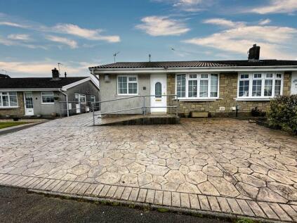 Neath - 2 bedroom semi-detached bungalow for ...