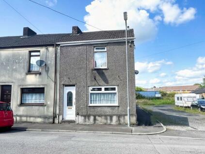 Briton Ferry - 3 bedroom end of terrace house for sale