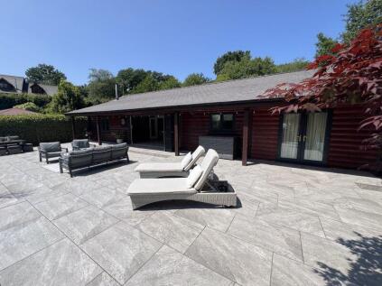 23 Oakmead Road, Llanharan, Pontyclun CF72 9FB