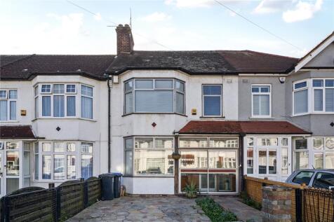 Ulster Gardens, Palmers Green, London, N13