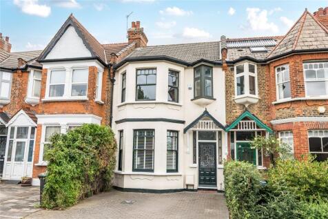 Hazelwood Lane, Palmers Green, London, N13