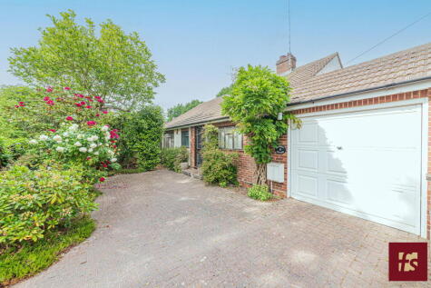 St. Johns Street, Crowthorne, Berkshire, RG45 7NJ