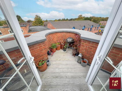 Peninsula Place, Napier Road, Crowthorne