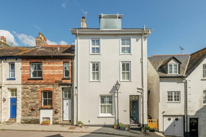 Hawley House, 4 South Ford Road, Dartmouth: Front Elevation