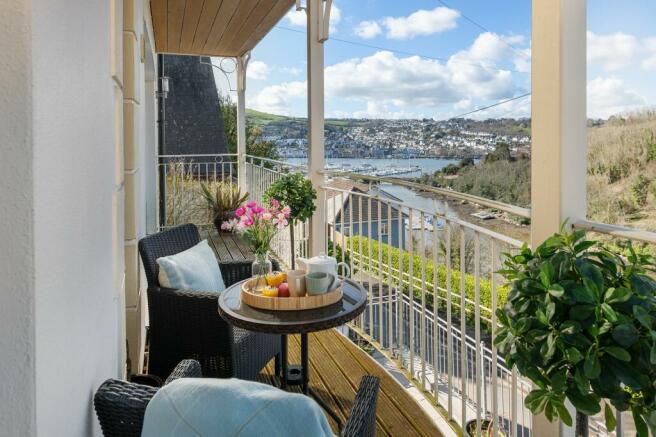 Balcony_Inglewood_Kingswear