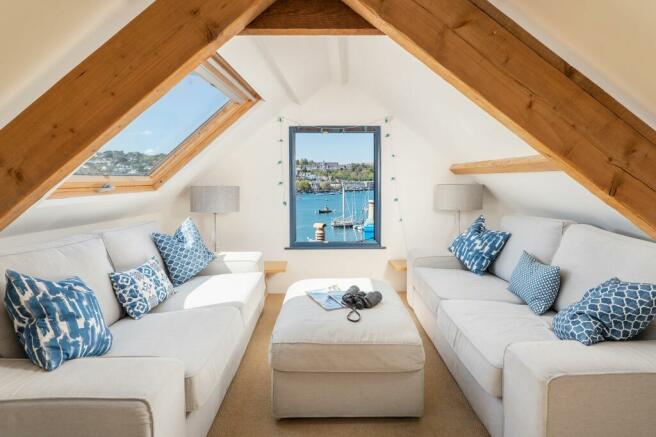 The Lakes, Kingswear Second Floor Sitting Room