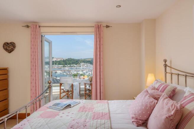 2 Elm Cottages, Brixham Road, Kingswear_Main Bedroom