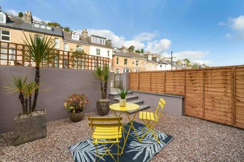 100 Victoria Road, Dartmouth, Devon