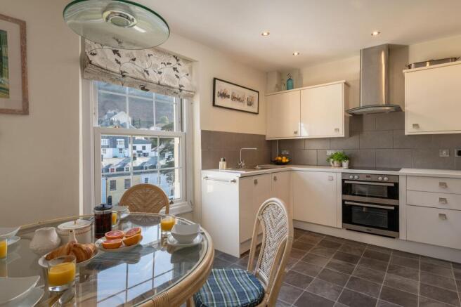 Kitchen 4a Vicarage Hill, Dartmouth
