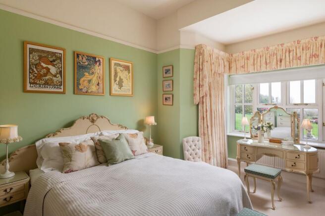 Principal Bedroom, 1 Stokeley Manor, Stokenham