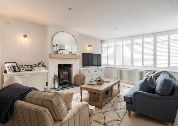 The Old Bakery, 2 Clarence St, Dartmouth - Living Room