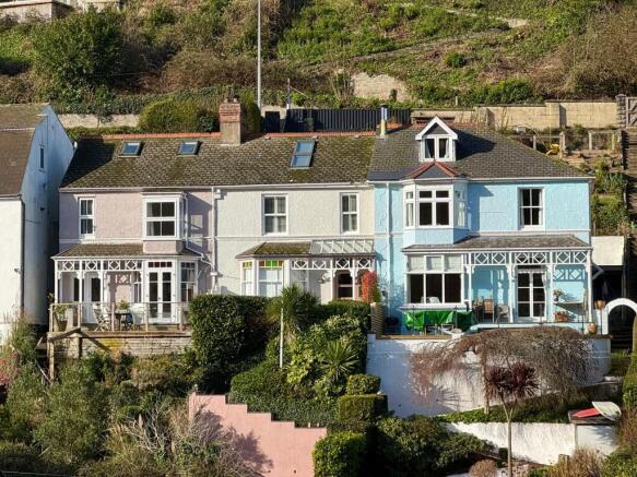 Flag Cottage, Dartmouth, External