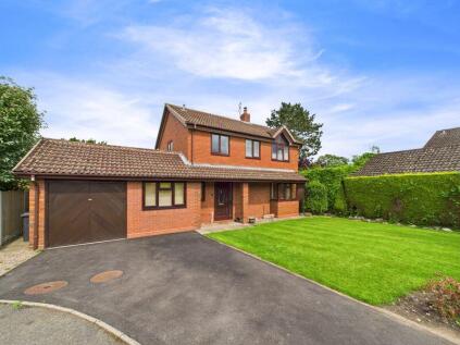 Greenacre Drive, Codsall, Wolverhampton WV8