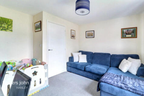 George Barton Close, Bucknall, Stoke-On-Trent ST2 8PH