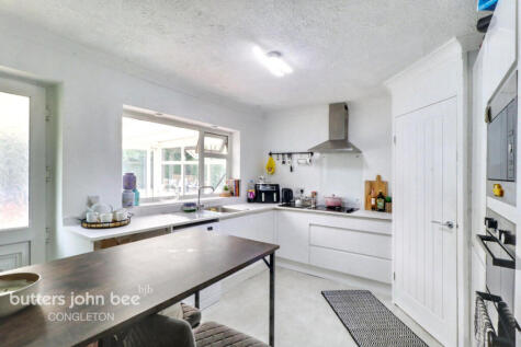 Newlyn Avenue, Mossley, Congleton, CW12 3AX