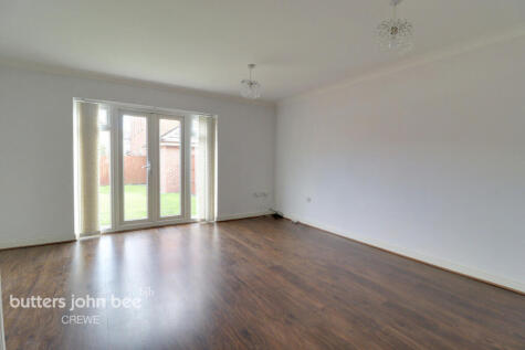 Deansgate, Weston, Wychwood Village