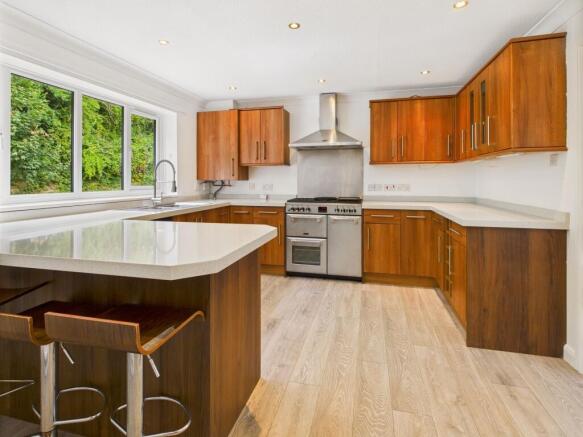 Kitchen/Breakfast Room