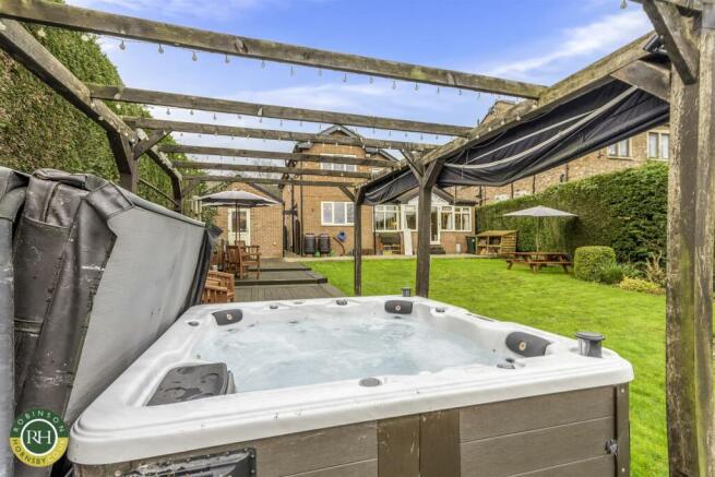 hot tub
