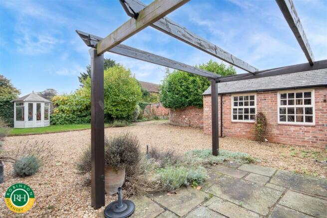 garden / parking