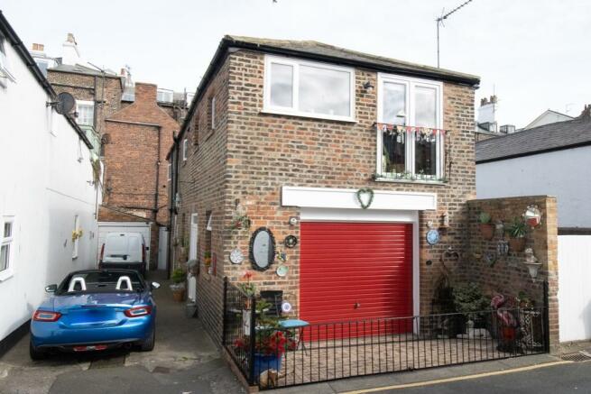 2 bedroom coach house  for sale Filey