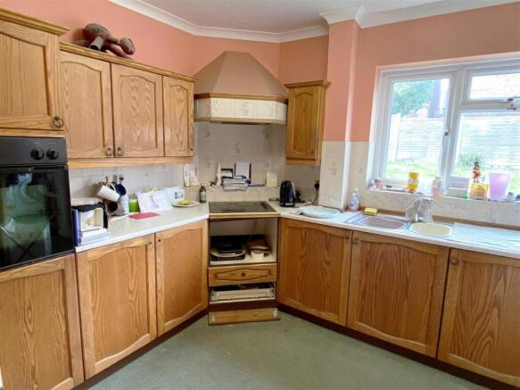 Kitch 1.JPG