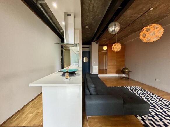 Living/Kitchen