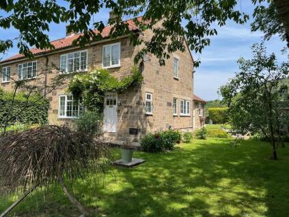 4, Pear Tree Garth, Hutton-Le-Hole, YO62 6UA