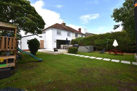 Broadcroft Avenue, Claverham, BS49