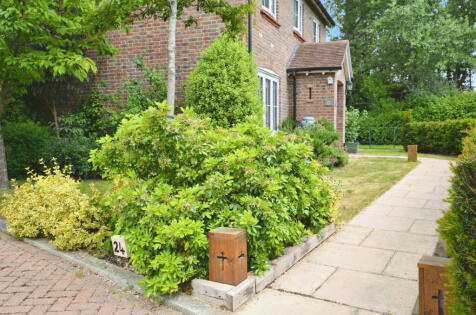 Nightingale Lane, Barnham, West Sussex, PO22 0DL