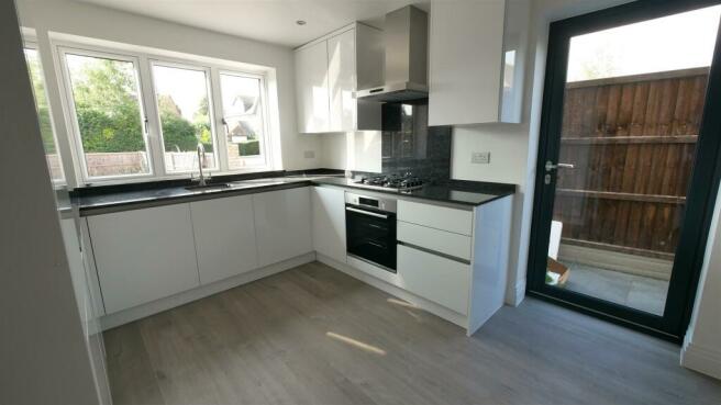 KITCHEN / BREAKFAST ROOM