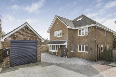 Friern Close, West Cheshunt