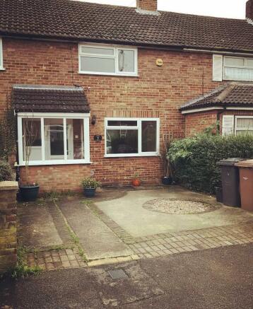 Fantastic 3 Bed with Parking and Garage available