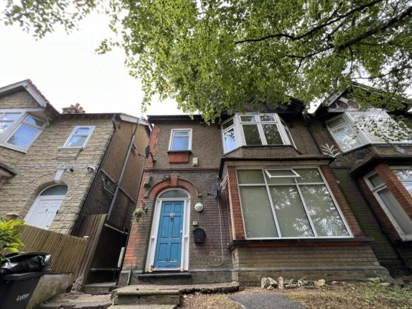 Large 2 bedroom Apartment for rent