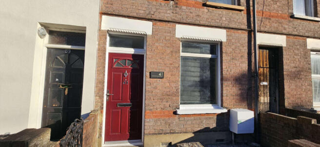 3 Bedroom Terraced for Rent