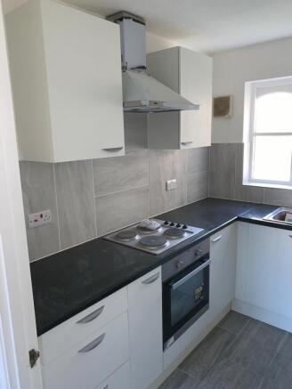 1 bed flat to rent Larkspur Gardens, Luton LU4