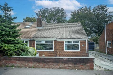 Woodlands Road, Milnrow, Rochdale, Greater Manchester, OL16