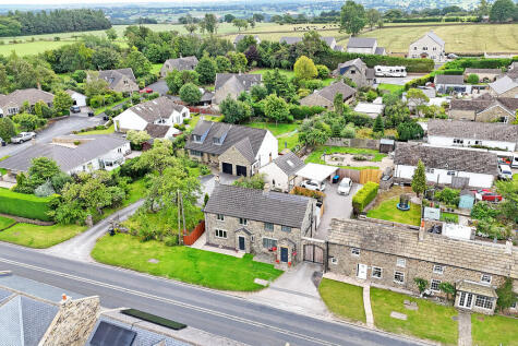 Silverwell Cottgae , Burnt Yates 