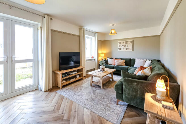 9 Poppy Close Kna...