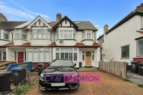 Addiscombe - 5 bedroom end of terrace house