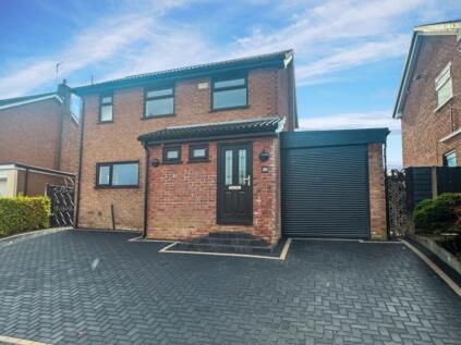 Clitheroe Drive, Lowercroft, Bury, BL8