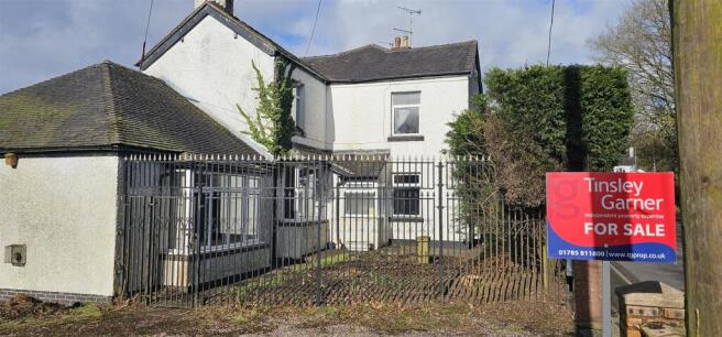 white cottage.jpg