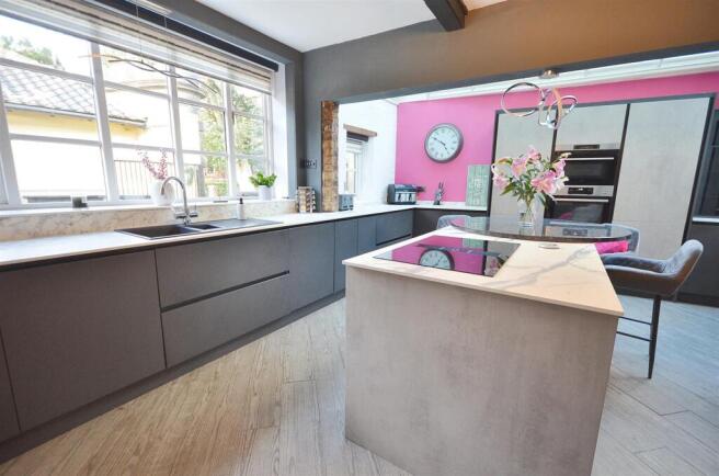 Breakfast Kitchen