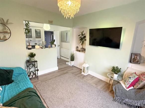 Church Gardens Lounge.jpg