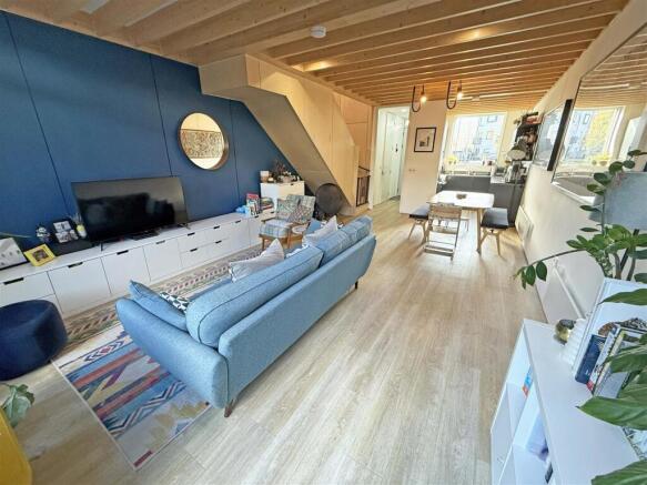 Smiths Dock Living Area pic 2.jpg