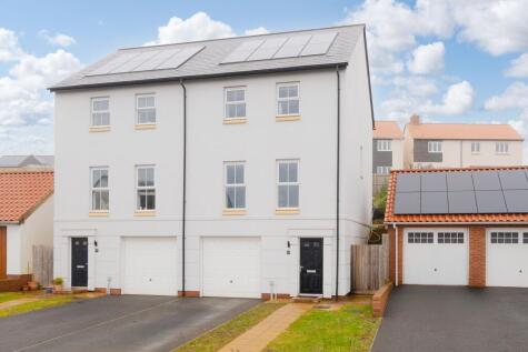 Tarka Way, Crediton, EX17