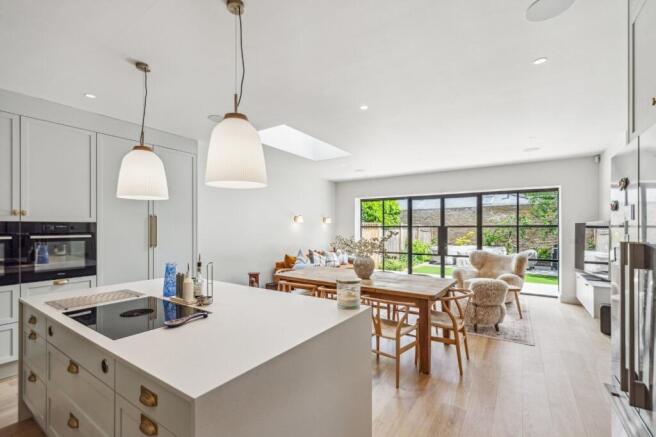 Kitchen/Dining