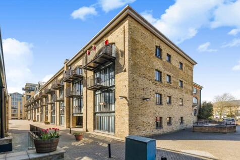 Taffrail House,
Burrells Wharf Square, E14