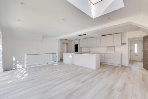 Fulham Palace Road, 
Fulham, SW6