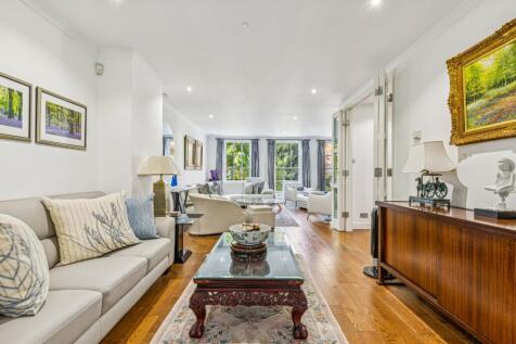 Somerset Square, 
Holland Park, W14