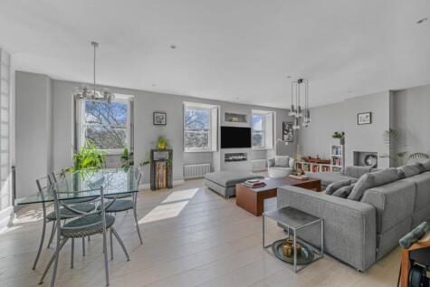 Randolph Crescent,
Little Venice, W9